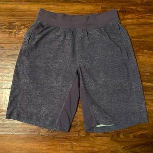 Lululemon men’s T.H.E. Short 7” Linerless